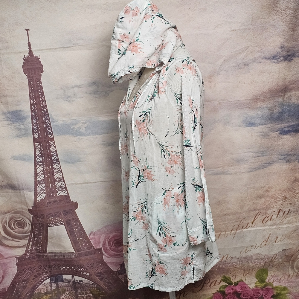 Carve Designs Gia Coverup Pink and Green Cloud Bouquet - Picture 7 of 12